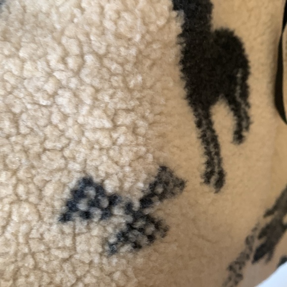 Sherpa Jacket - Picture 3 of 6